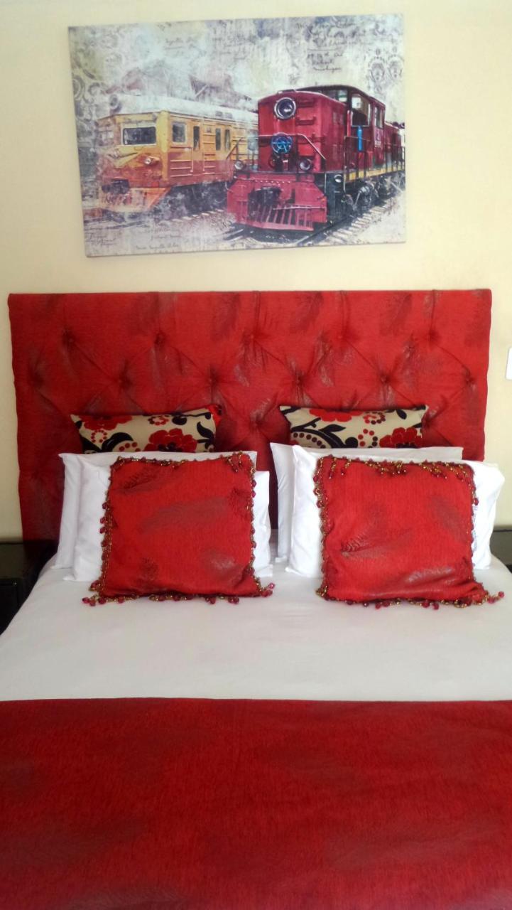 Tdm'S Boutique Guest House Pretoria-Noord Eksteriør billede